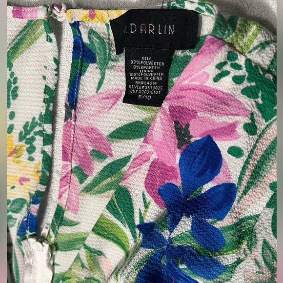 B DARLIN Floral Ruffle Pleated Textured Flutter Sleeve Size 9/10 - Picture 9 of 9